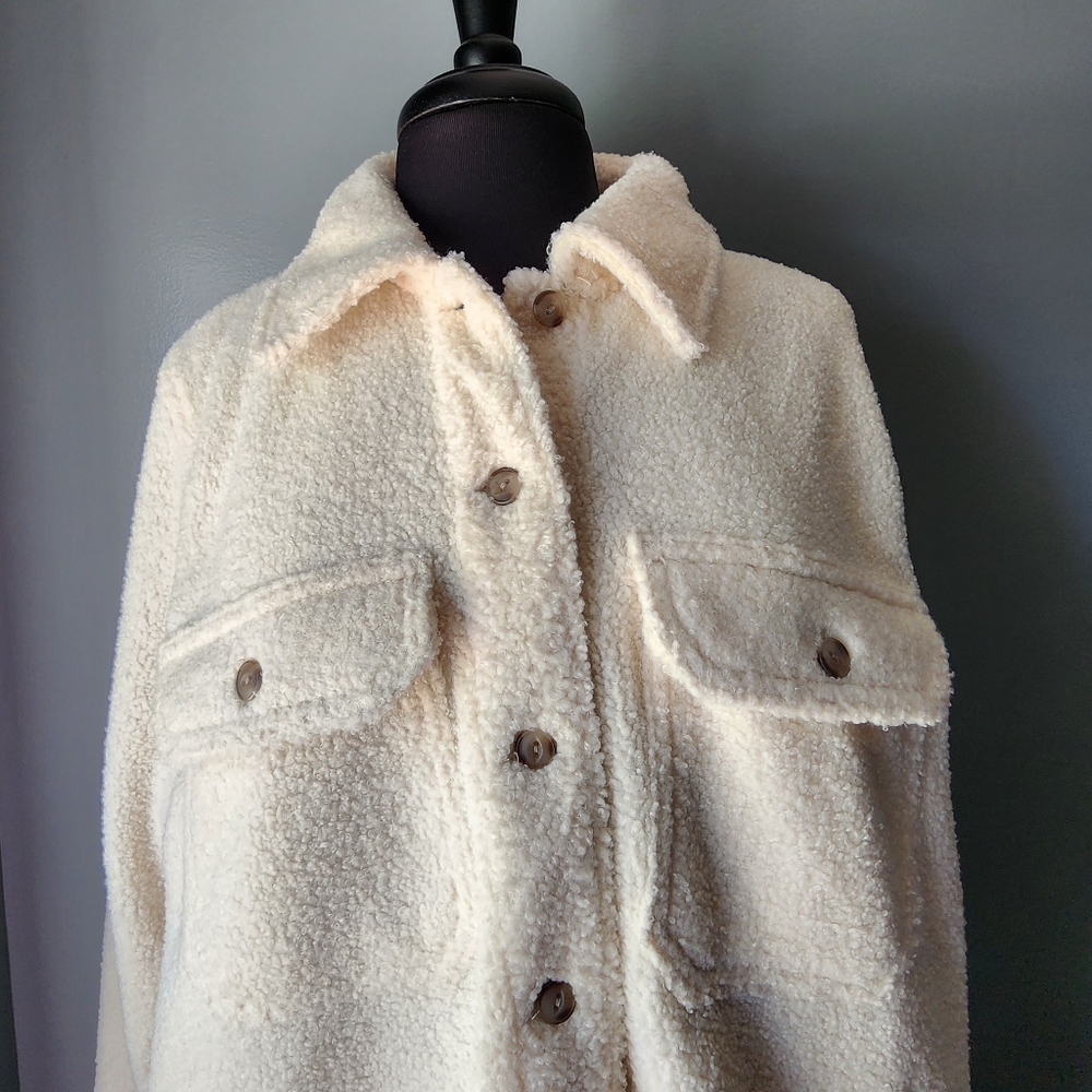 Universal Thread Sherpa Shacket - Picture 3 of 6